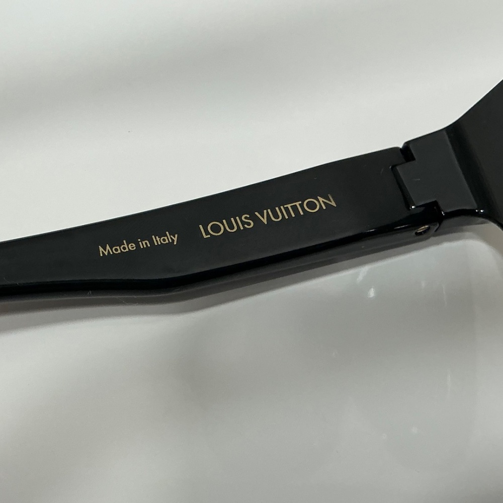 Louis Vuitton shadow square sunglasses - Picture 9 of 11